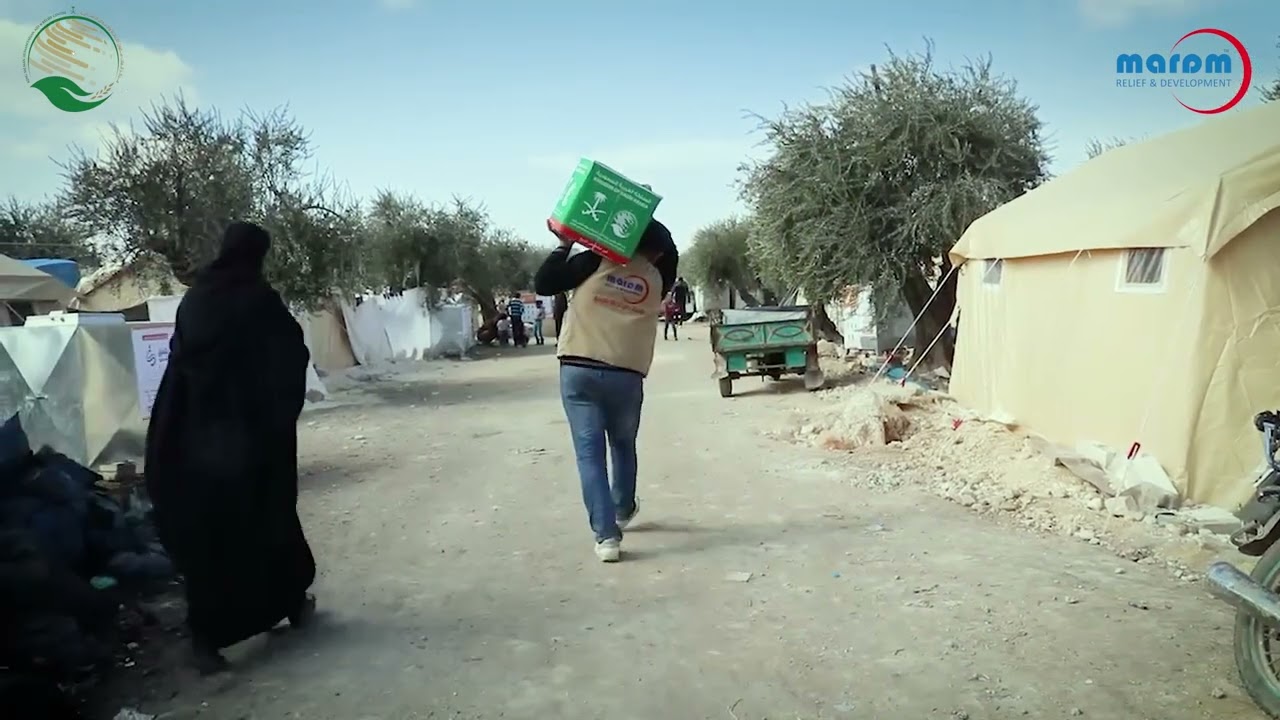 توزيع سلل وخيم مقدمة من مركز  الملك سلمان للإغاثة والأعمال الإنسانية