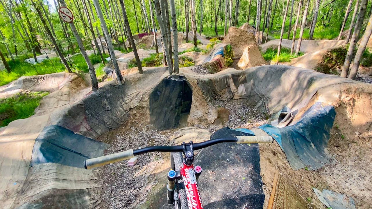 STROYKA DIRT PARK! ВЕЛИЧЕЗНИЙ дірт парк на ТРОЄЩИНІ!