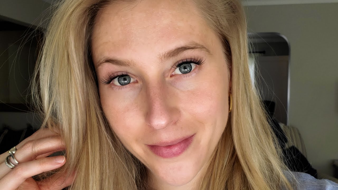 LILAC STREET LASHES IN FRENCH LACE | FULL, UNEDITED TUTORIAL FOR LONG WEARING DIY EYELASH EXTENSIONS