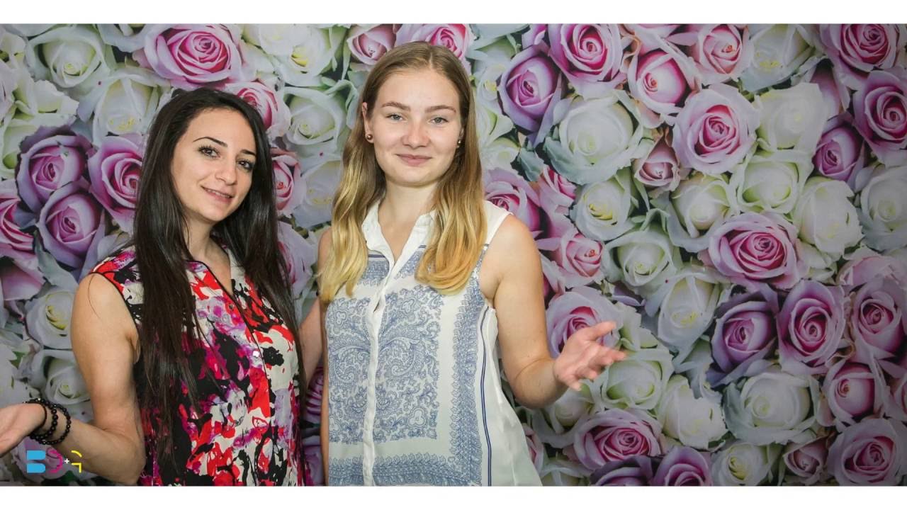 How to Set Up Your Wedding Photo Backdrop from the experts at Best Wedding Backdrops