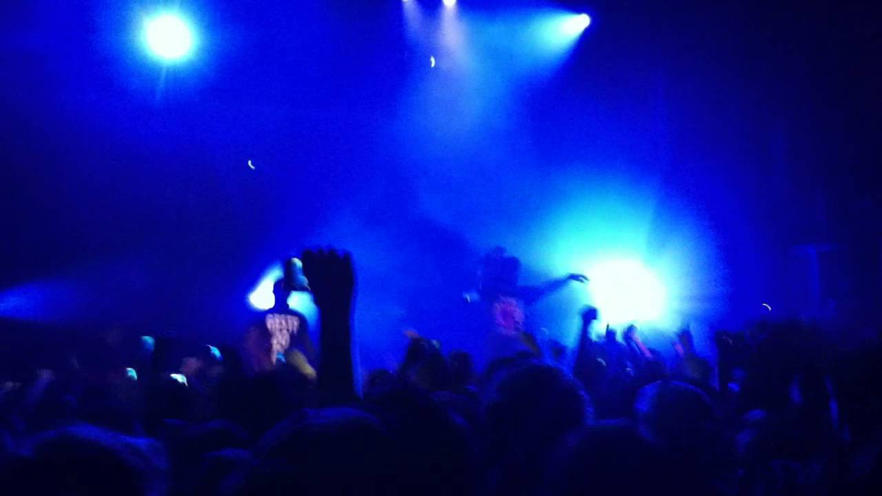 Youssoupha - Menace de Mort (Concert Genève 12.10.2012 )