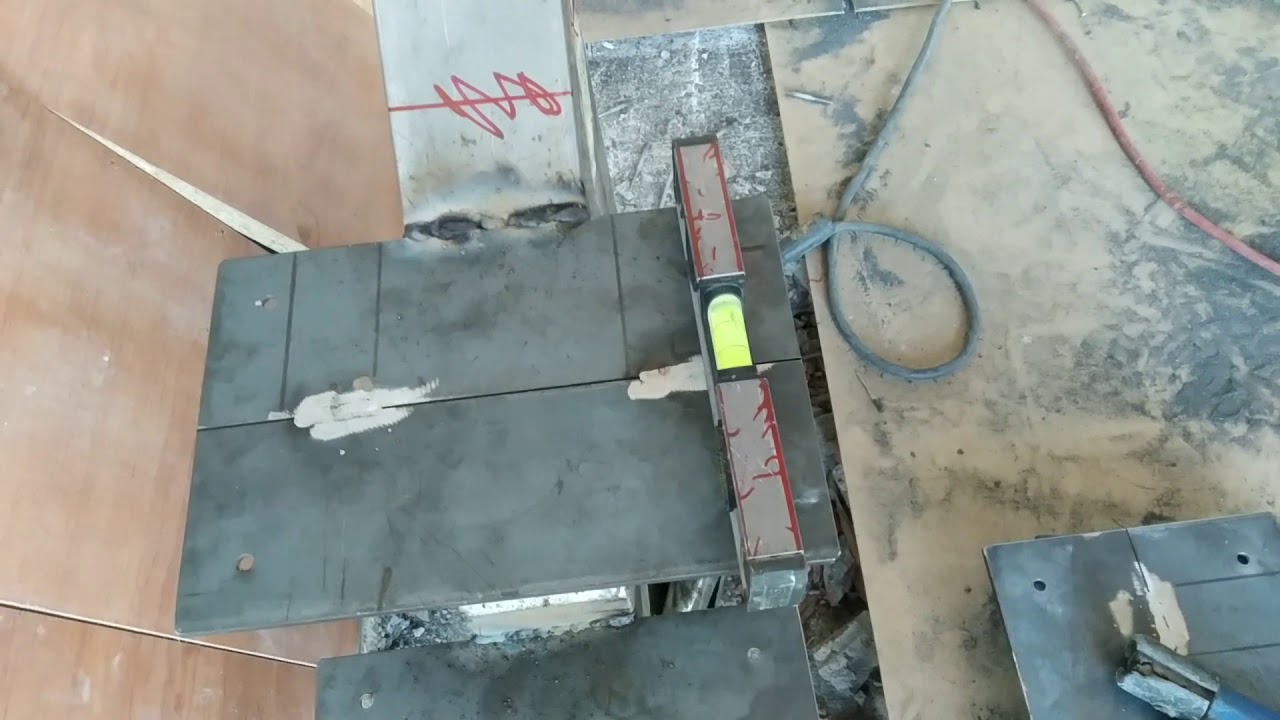 Escalera mono estructural con barandillas 19 WG
