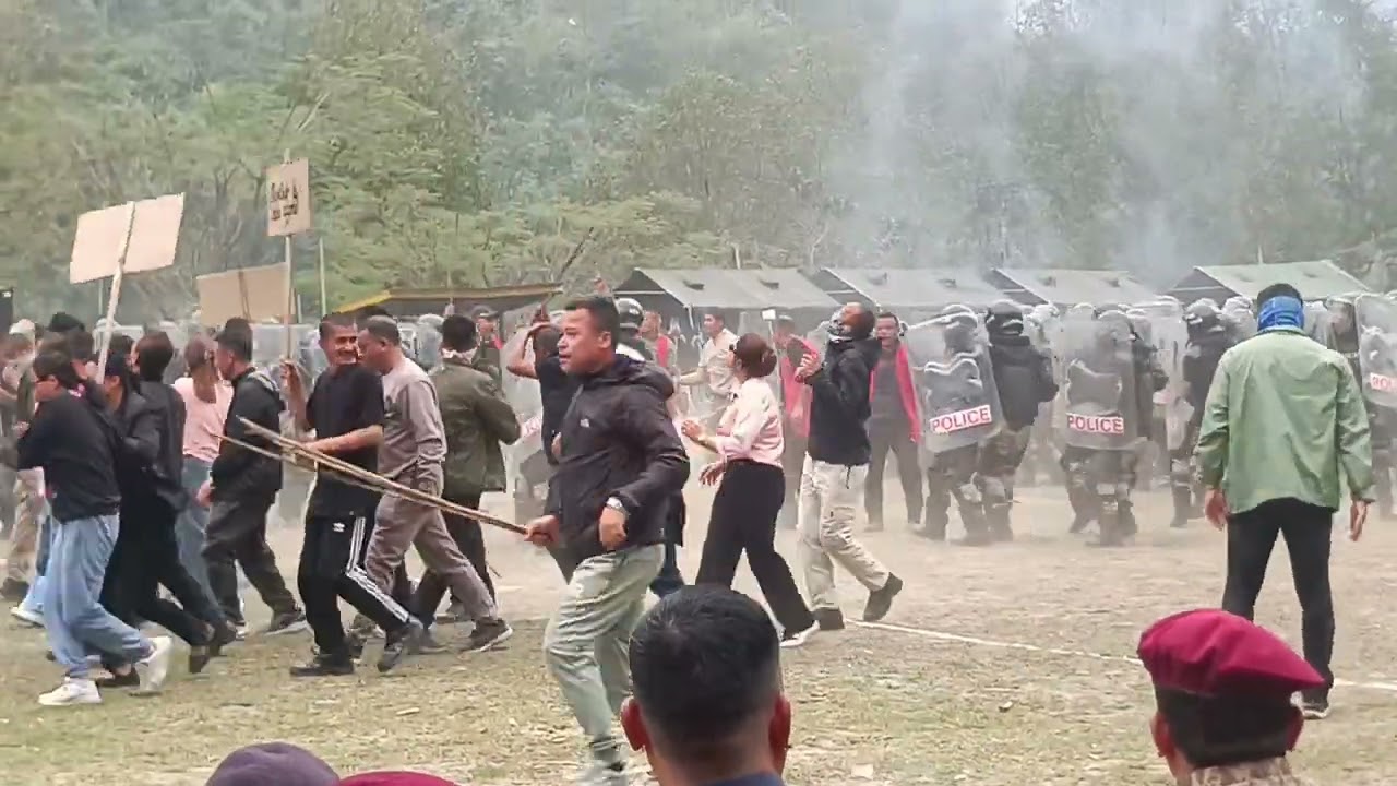 Crowd controlling by sikkim police 