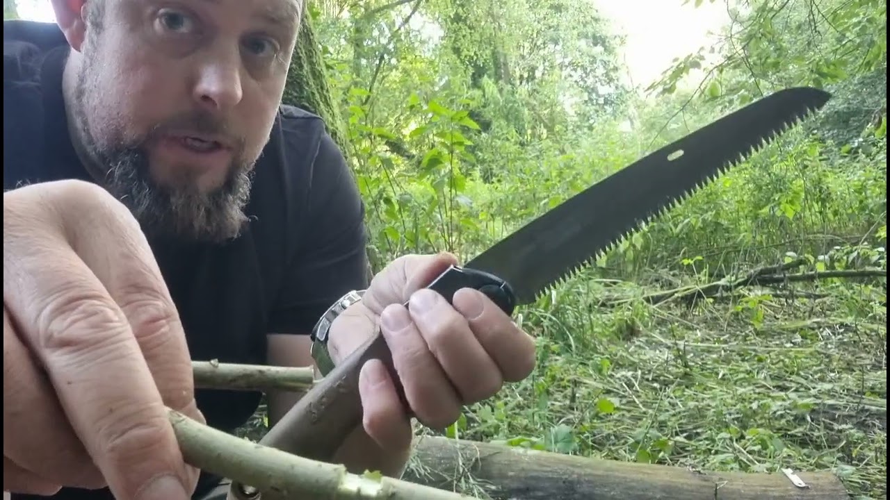Making a coat hanger using just a Silky Pocketboy Saw.