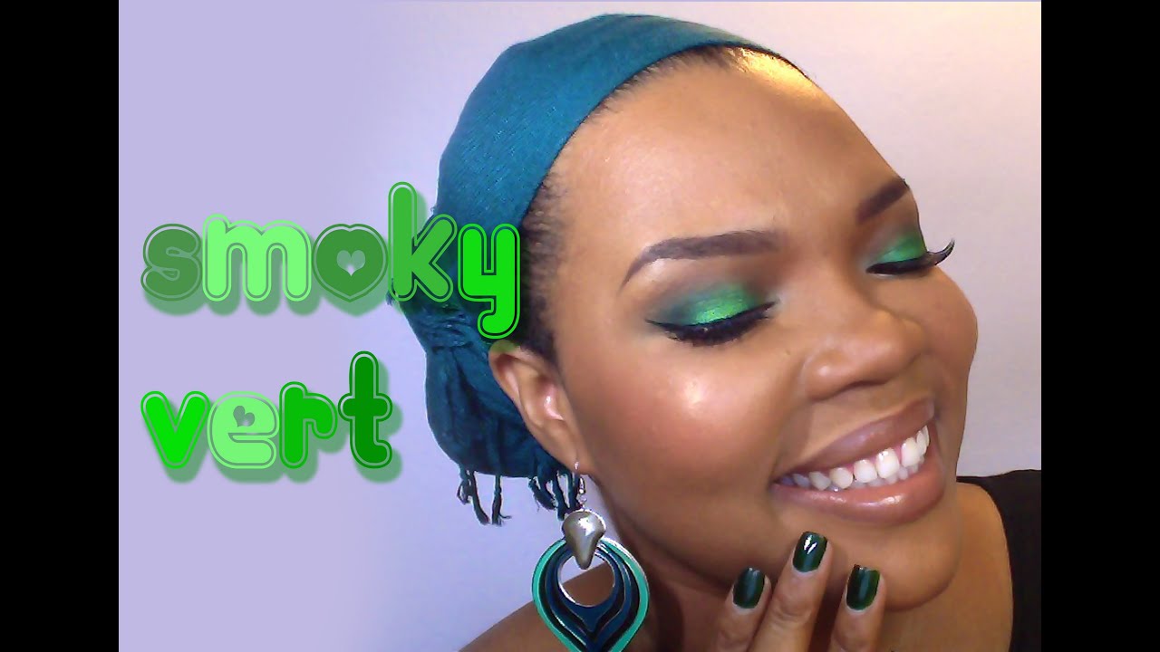 Maquillage Smoky Vert /Lèvres Nudes