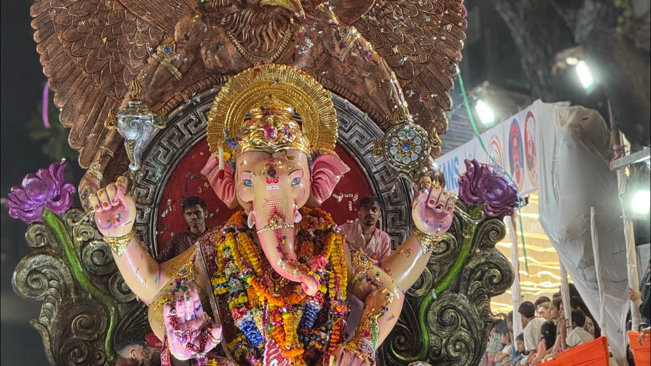 Ganapati bappa! 