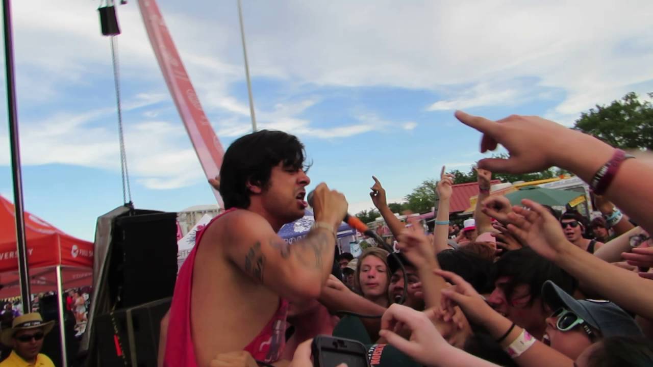 Hail the Sun- Ow! (Splidao!) [I Like It, Though] (Vans Warped Tour)