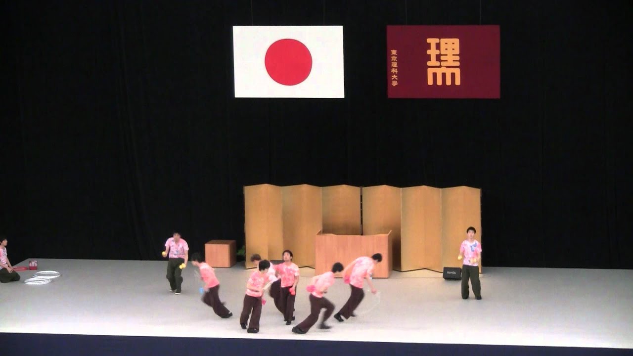 平成24年度東京理科大学入学式　ジャグリング部　演技