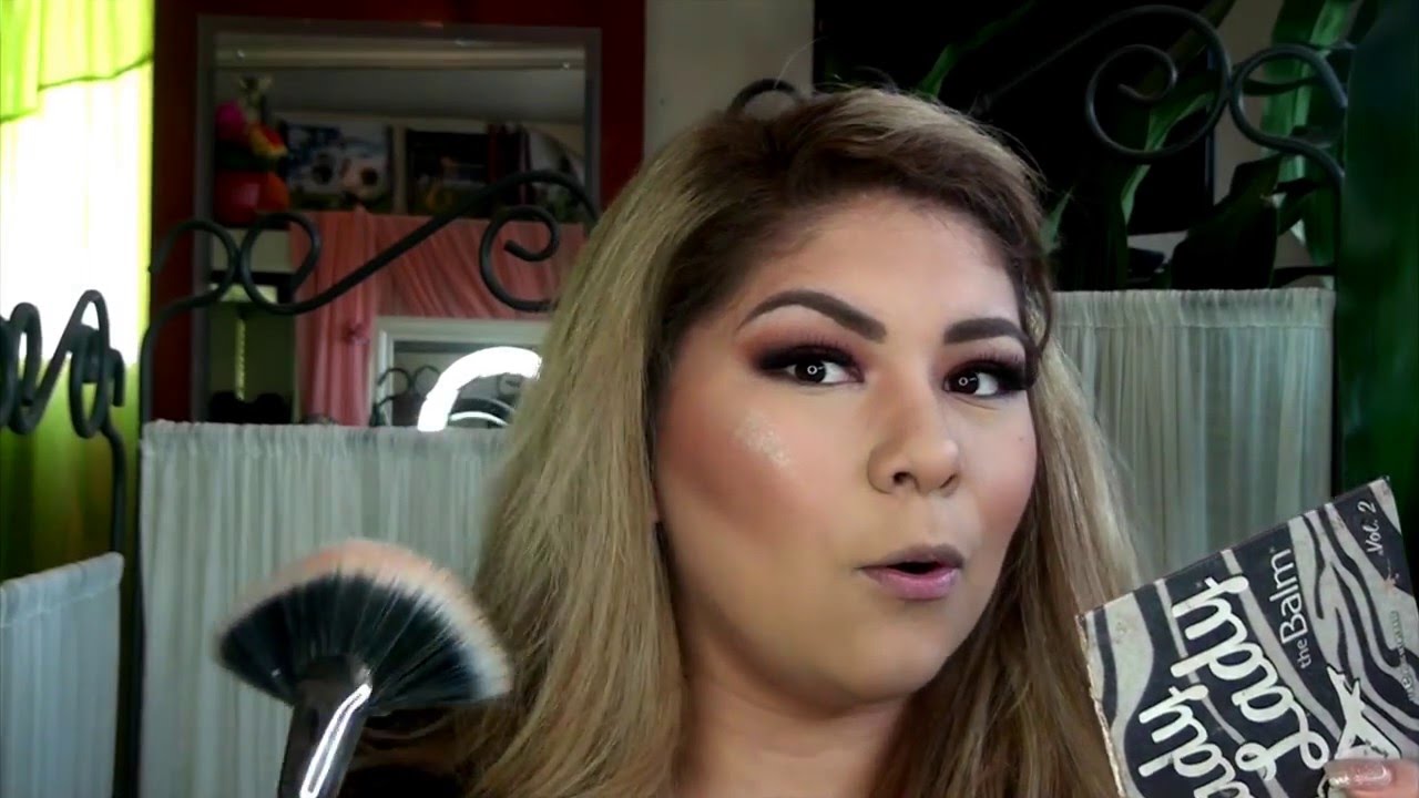 Cranberry Smokey Eye
