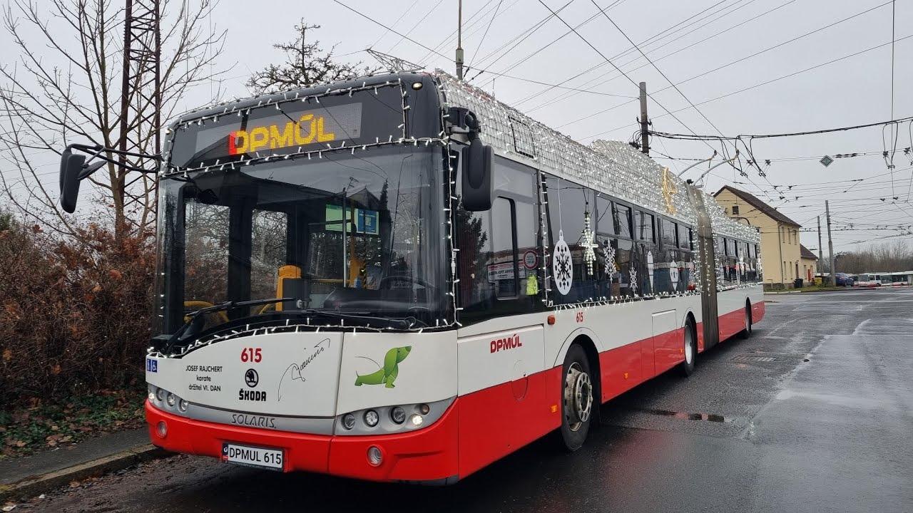 Jízda ❄️Vánočním❄️ vozem 615 na lince 87. 
