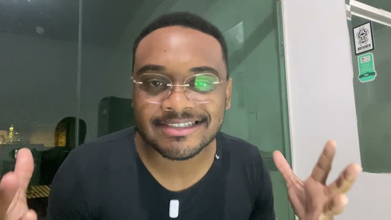 PAÍS SOLTEIROS FELIZES MORANDO SOZINHO 