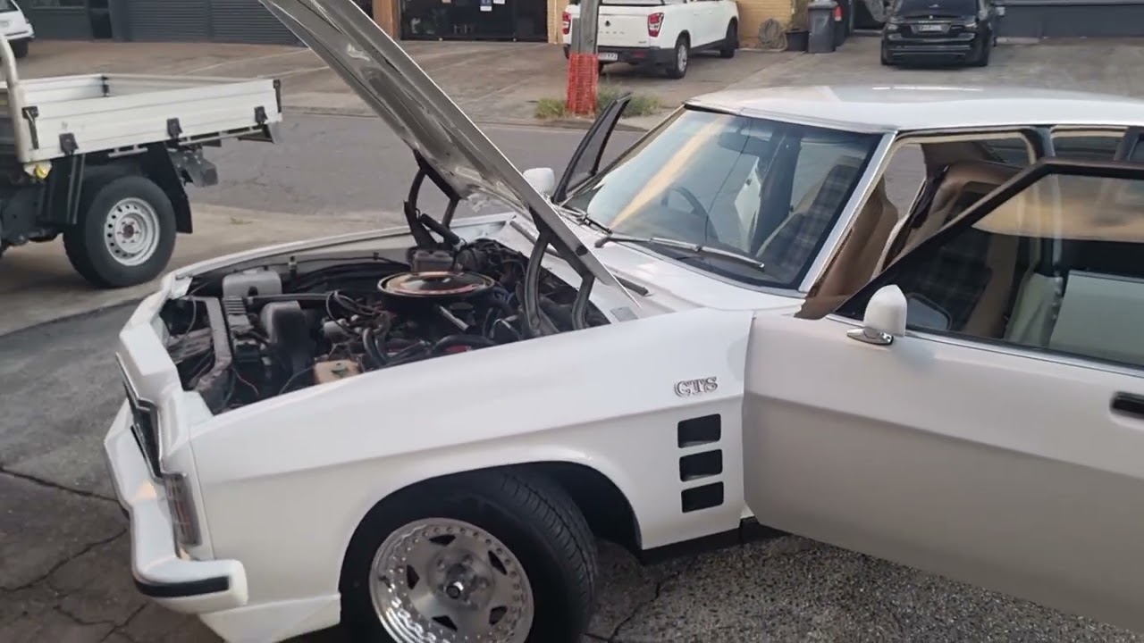 Holden 1977 HZ GTS Monaro - showcase walk around video