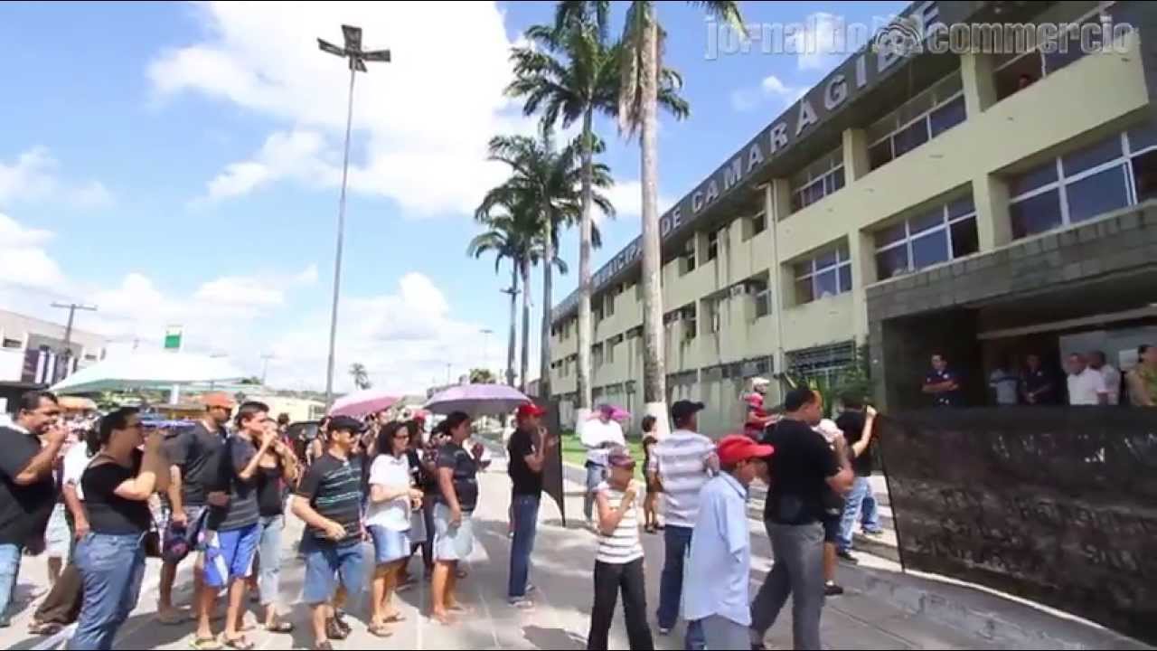 [JC] - Protesto de moradores de Camaragibe contra valores da desapropriação de imóveis