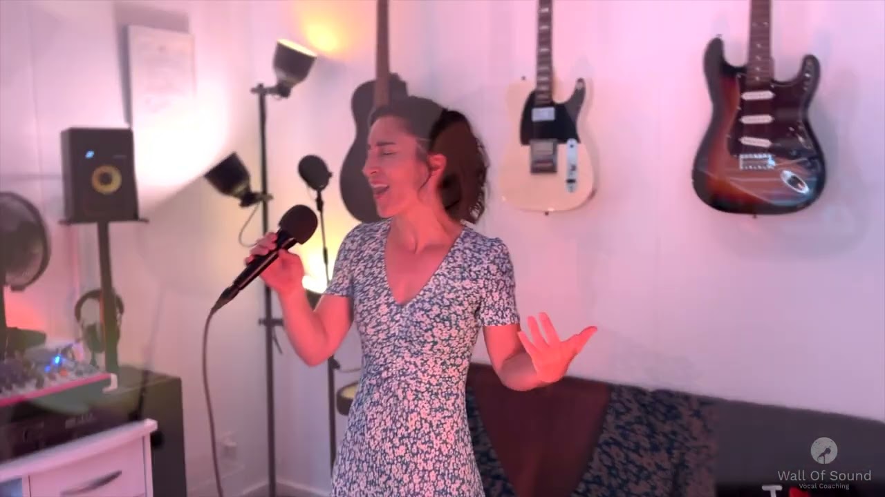 Sofia - White Rabbit (Jefferson Airplane Cover)