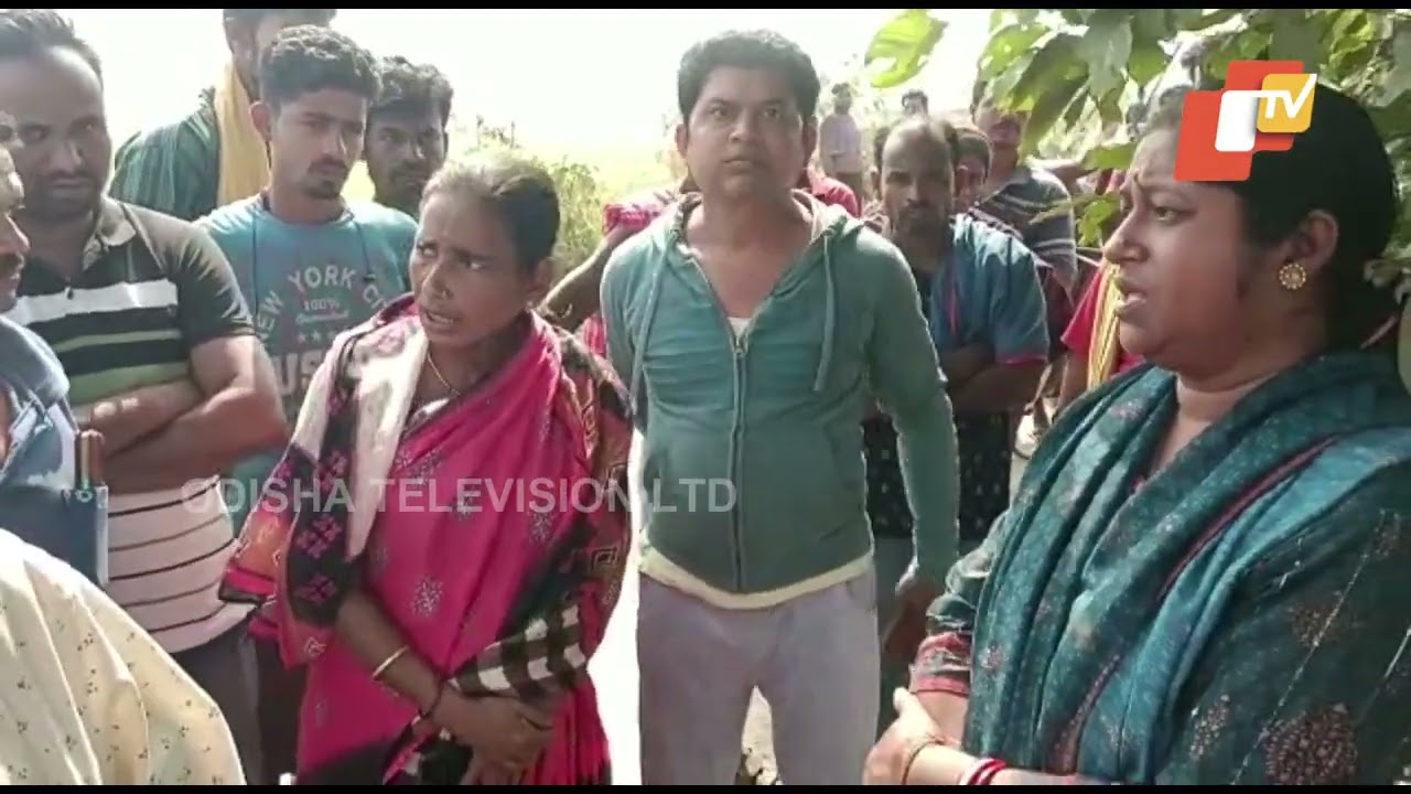 Mob attacks Revenue Inspector during visit to a village in Pipili