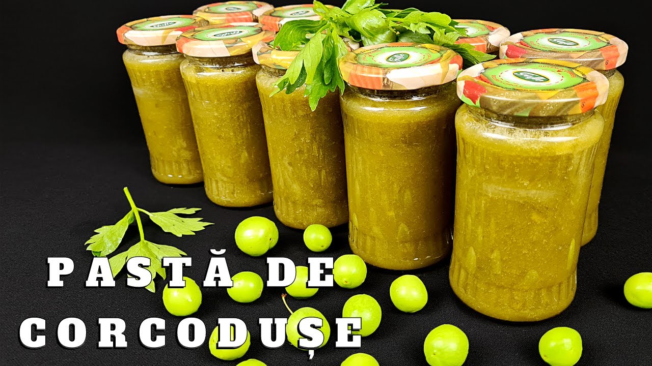 Pasta de corcoduse cu leustean - perfecta pentru acrit ciorbe si multe alte mancaruri