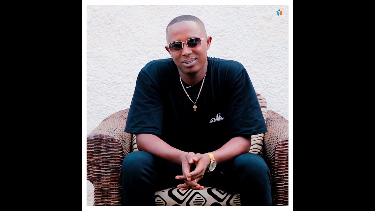 😅 Reka rero Elvis Mapozi atubwire uwo yahebeye ivy'umuziki