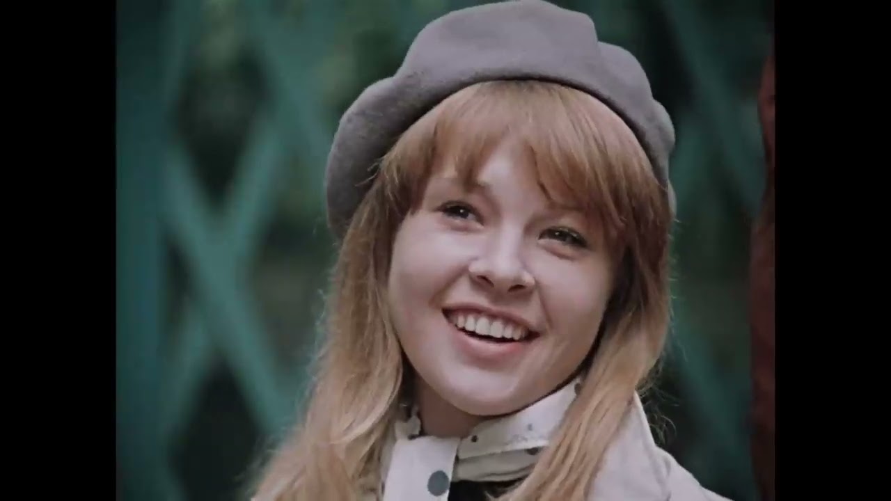 The Pokrovsky Gates, Part 1 - 1982 (English CC), click 