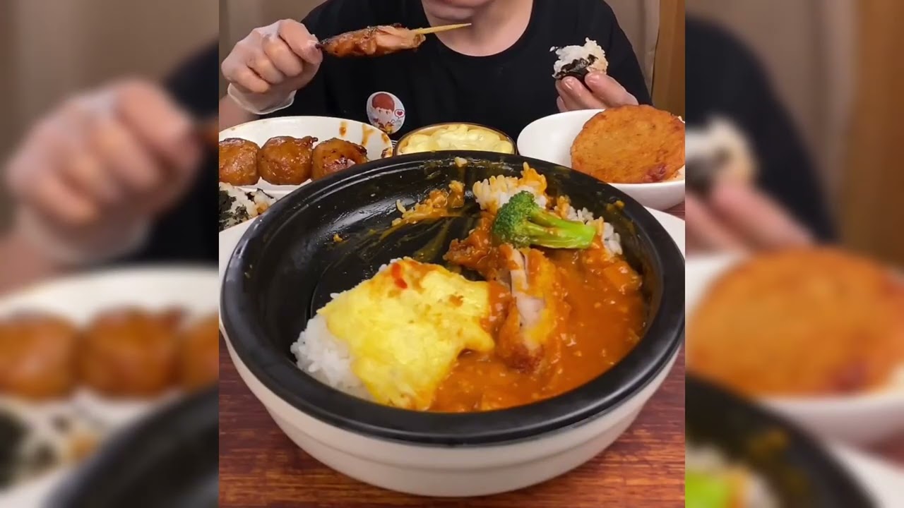 ASMR MUKBANG | 🍛Curry Omurice Meets Convenience Store Rice Balls and Meat Skewers!
