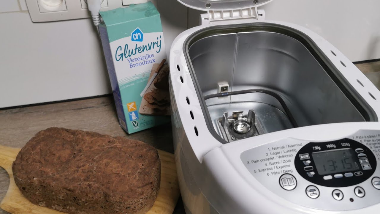 Glutenvrij brood toast in de broodbakmachine AH vezelrijke mix makkelijk lekker recept
