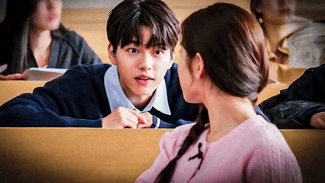 MENINA ESQUISITA SE APAIXONA PELO CRUSH DA ESCOLA E TODOS FOFOCAM SOBRE ELES - Recap