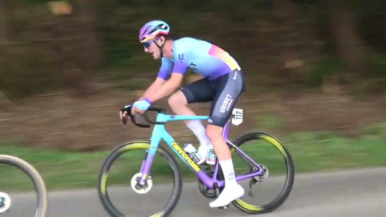 4 Jours de Dunkerque Montee Les Cyclistes escaladenkt le Casselberg