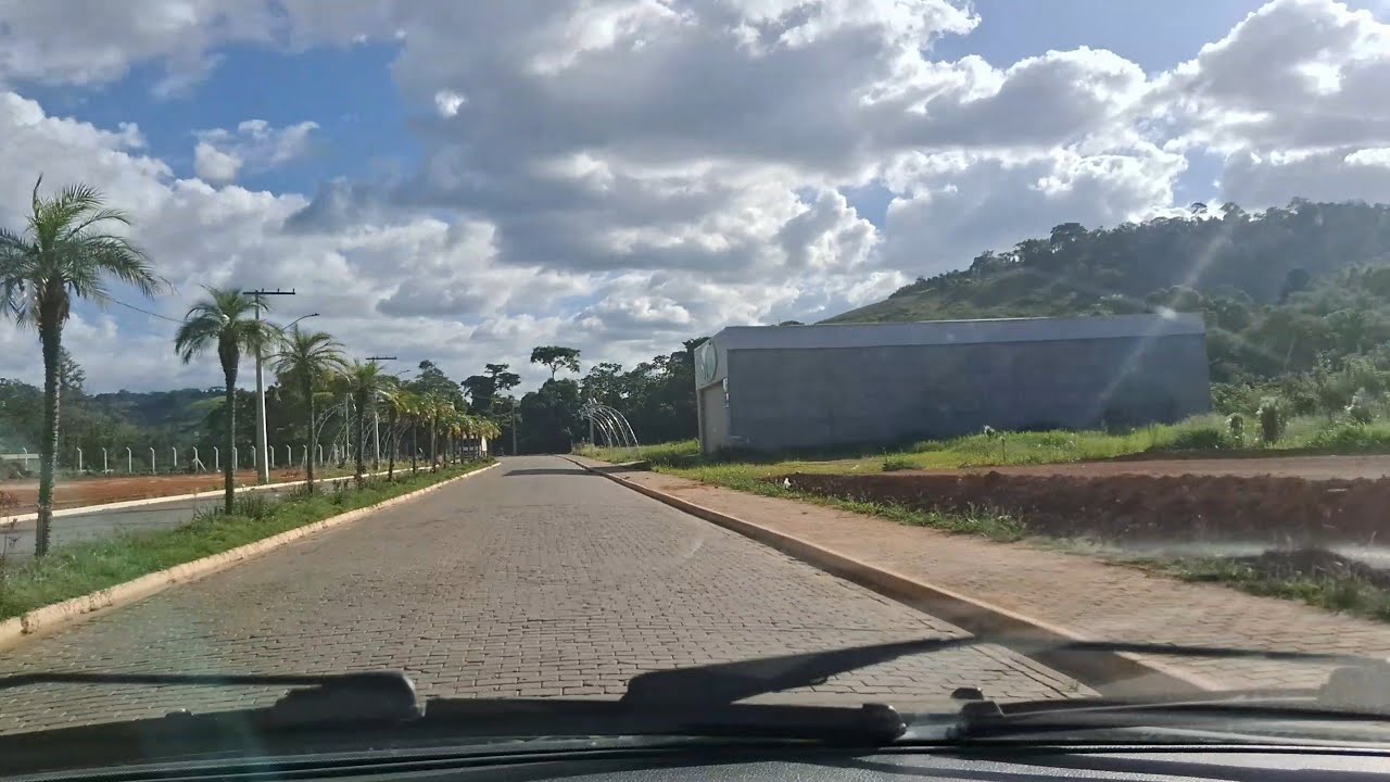 PASSEIO MÁGICO pelas Ruas e avenidas de ERVÁLIA MG,venha COMIGO.