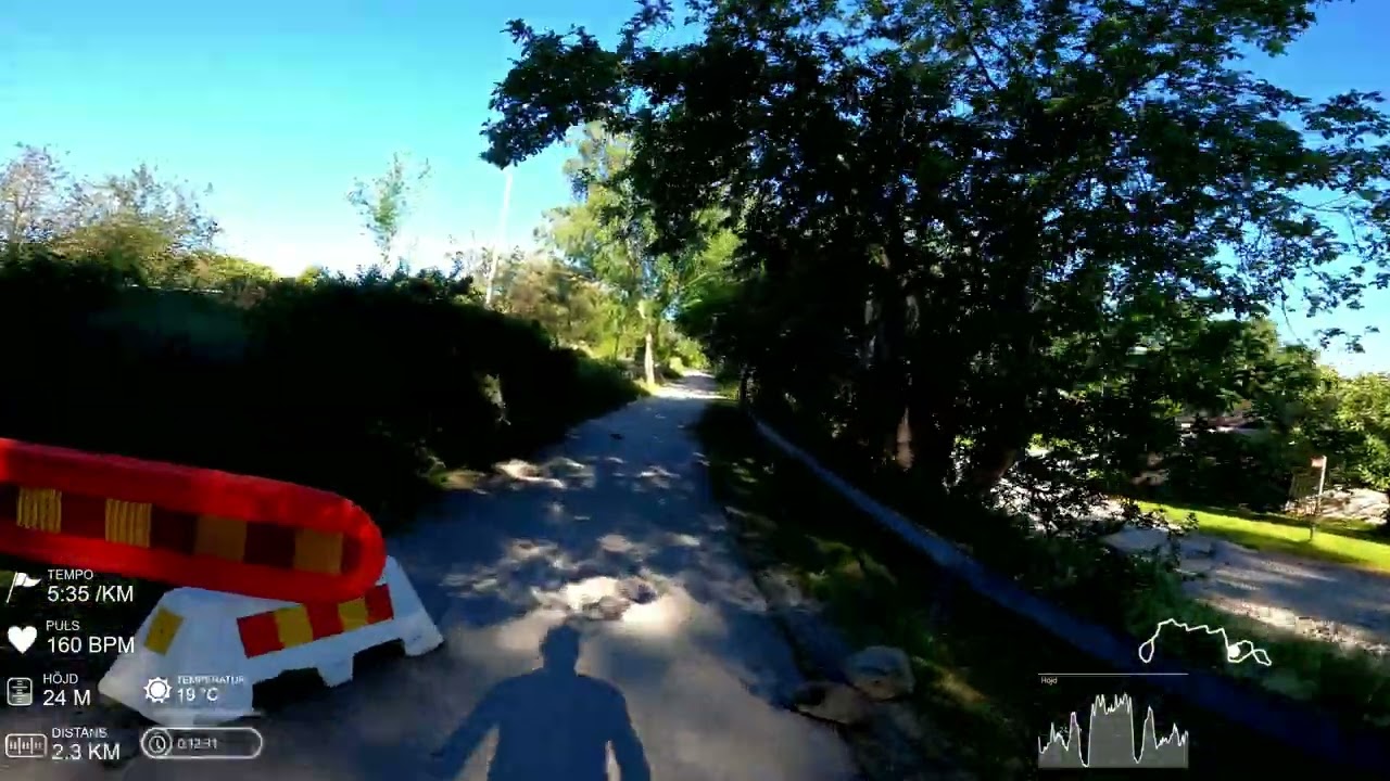 Virtual run #44: (1 hour 37 min, 16 km, 5:58 min/km) Running in a Upplands Väsby/Sweden (4K)