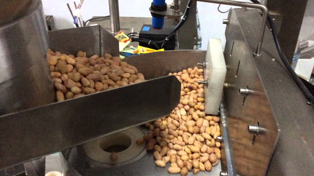 Peanut packaging machine