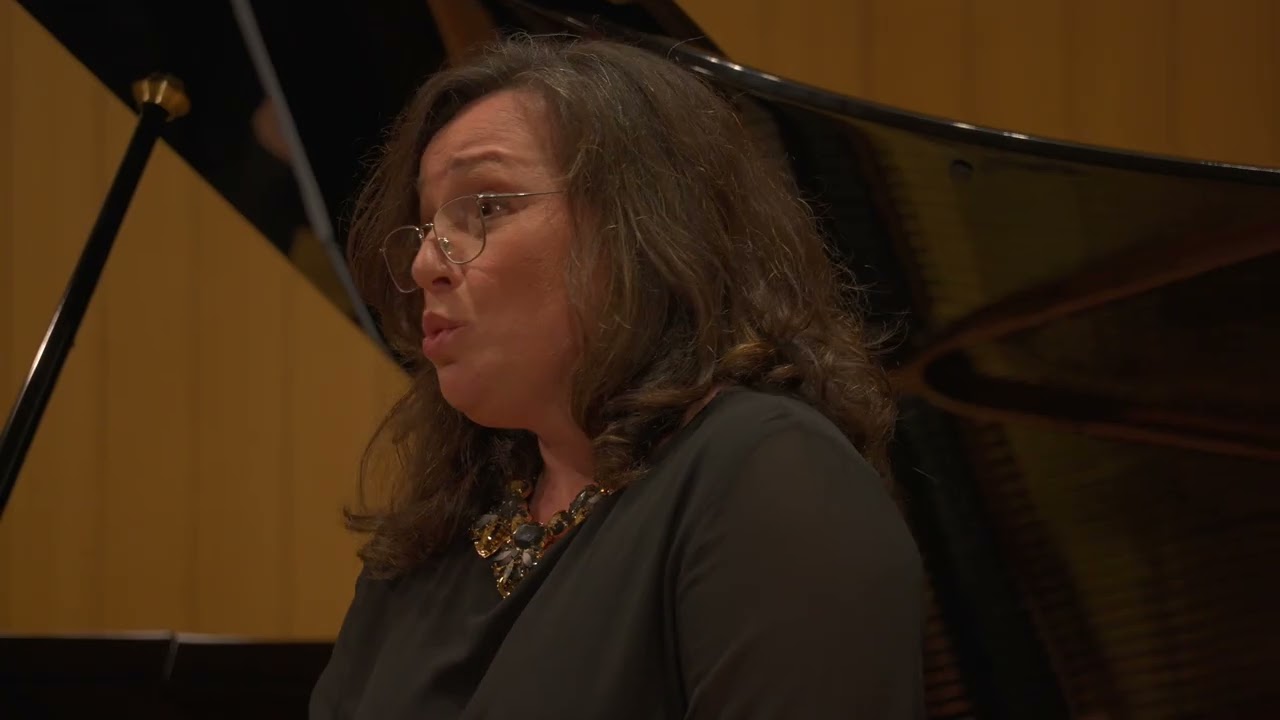 Enric Morera: A un roser - Elena Copons, soprano; David Malet, piano