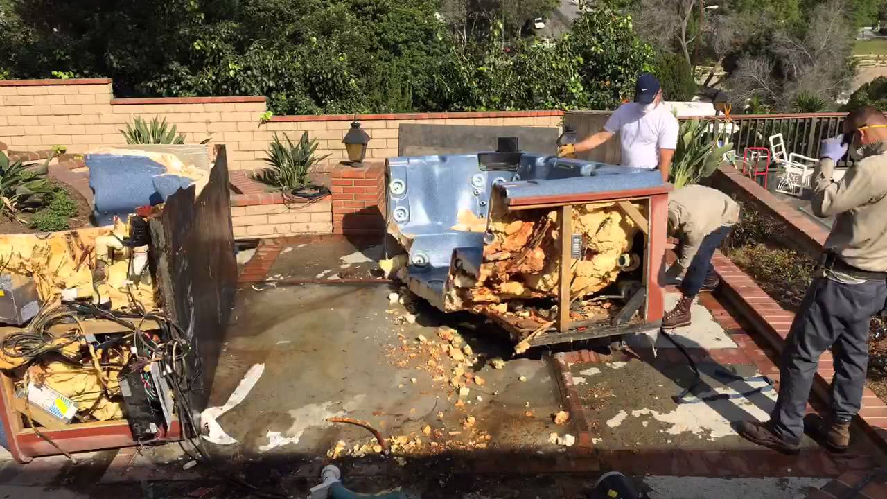Multi-level Spa Removal - La Mirada, Ca - www.SpaRemovers.com - (714)631-5301