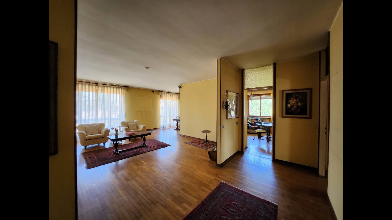 Novara San Paolo, Appartamento all'ultimo piano, Via Lorenzo Magalotti 30