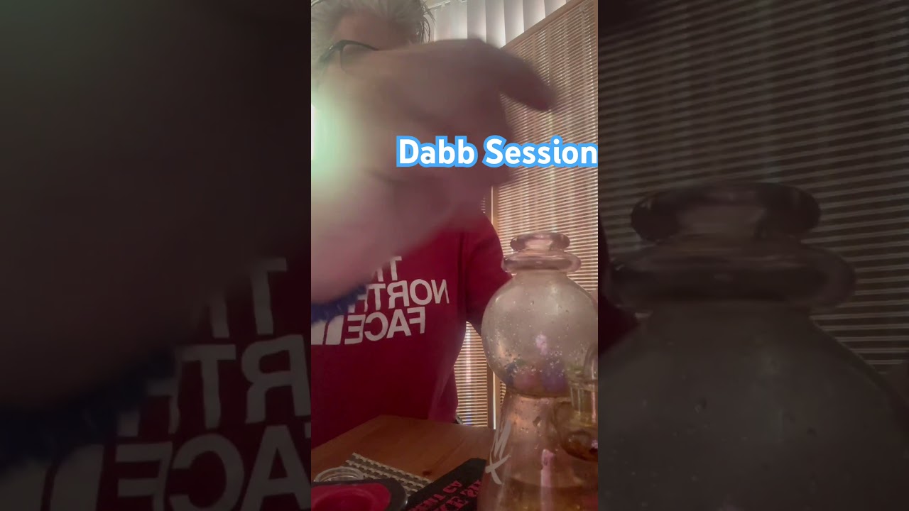 Dabb Session #dab #dabbs #music #session #extracts #badder #grapefruitog #wvy