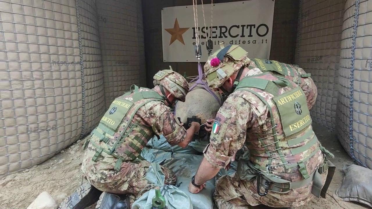 Bomba a Chivasso, il momento del disinnesco