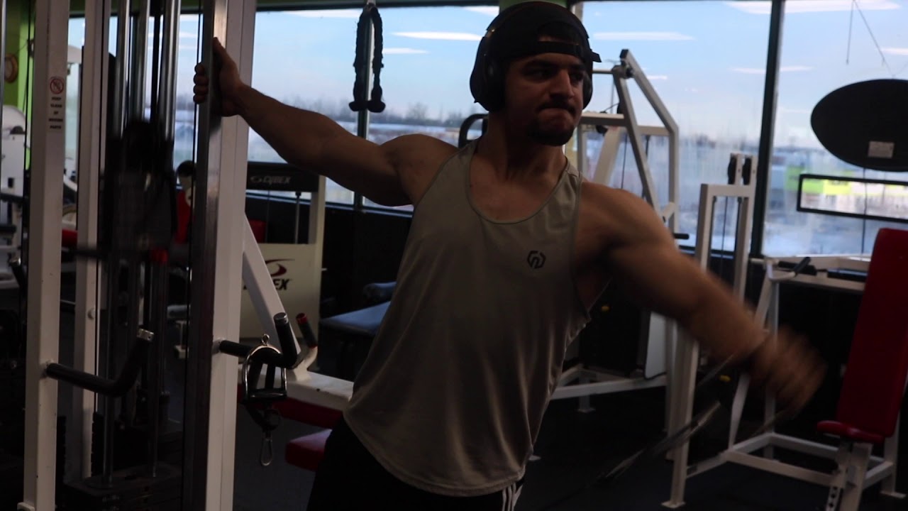 Boulder shoulder workout