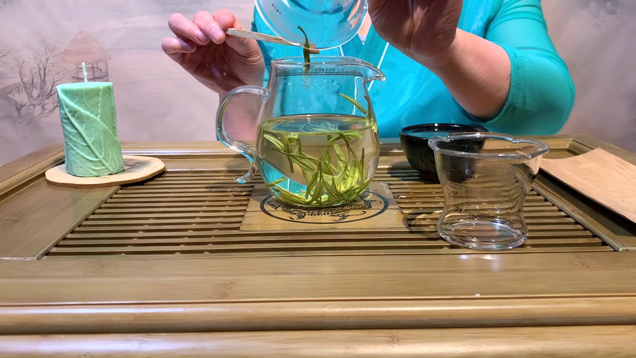 Grüner Tee richtig zubereiten, traditionelle chinesische Teezeremonie, Yue`s Online Teezeremonie