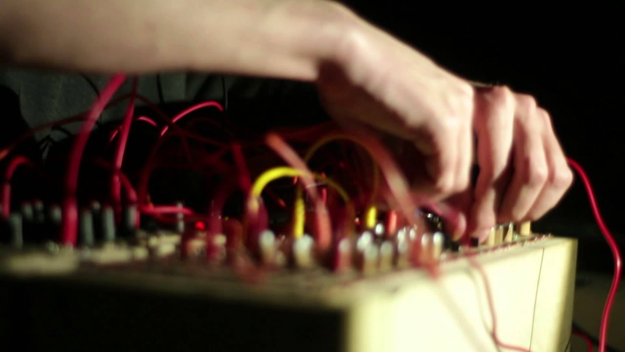 HRTL live on a BASTL instruments modular synth @ gallery neu west berlin