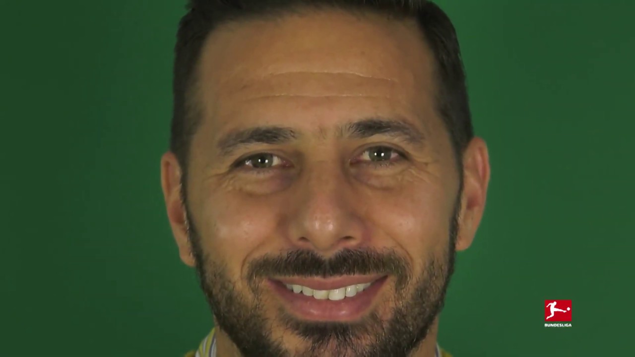 Bundesliga Video: An interview with Claudio Pizarro 2019