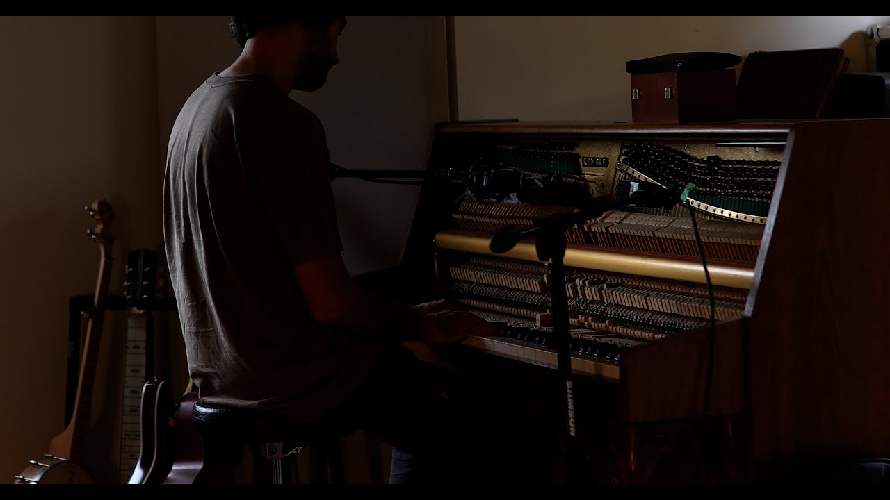 Mountain Boy - Noom (Official Music Video)
