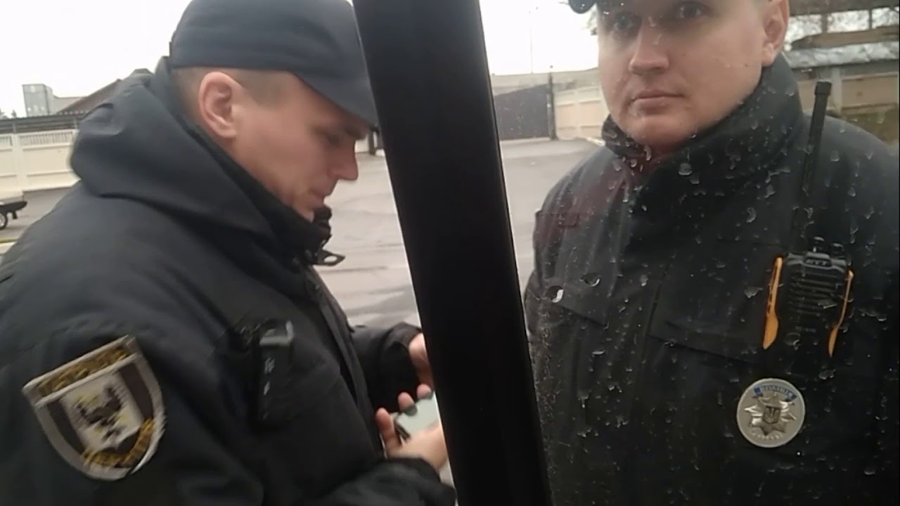 Чернигов, о том как они переобуваются при виде видеокамеры.
