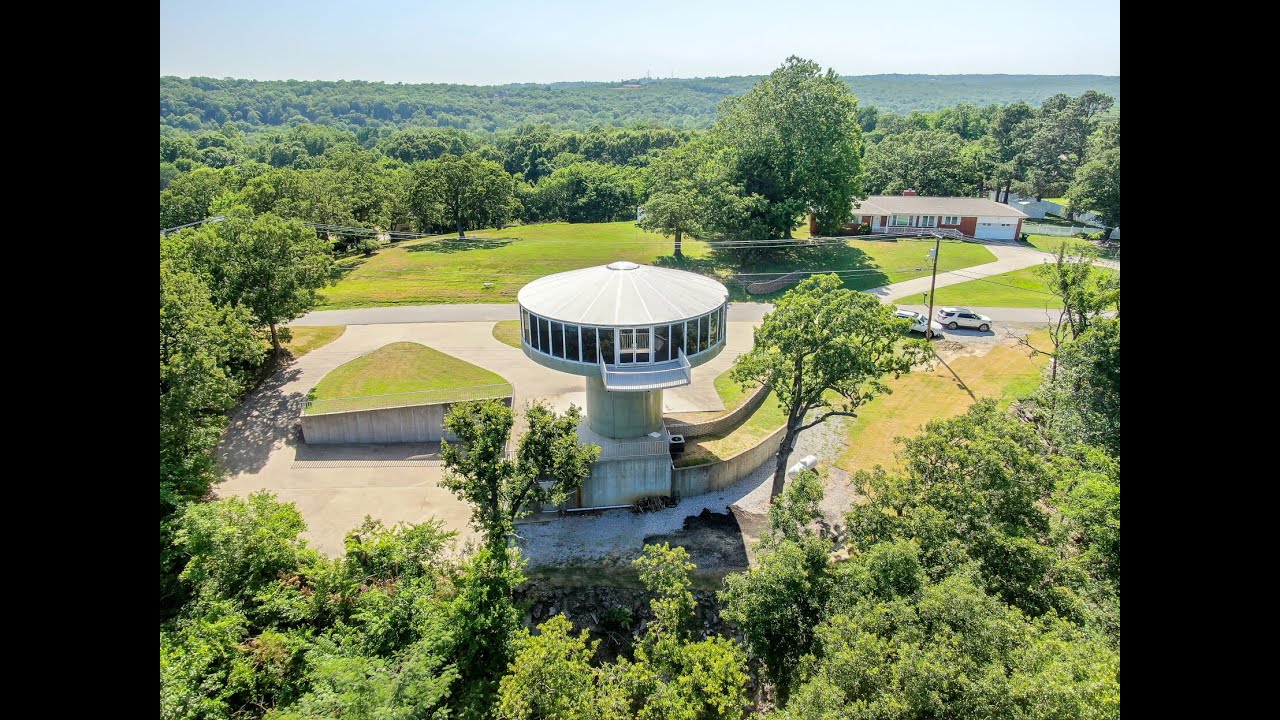 Sand Springs man hand-built futuristic home to honor late wife