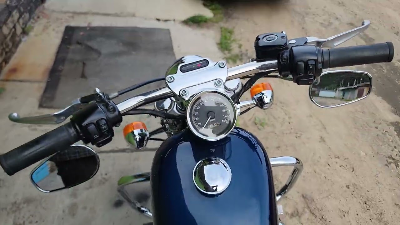 Harley Davidson Sportster XL883 Custom