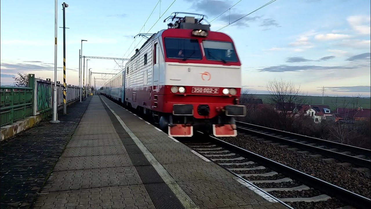 vlaky Hrušky zastávka