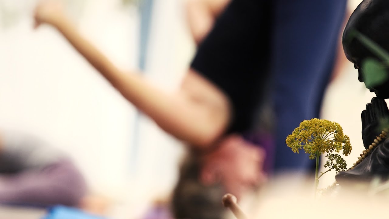 The Retreat – Ashtanga Yoga & Pranayama in the Spanish Mountains with Kia Naddermier