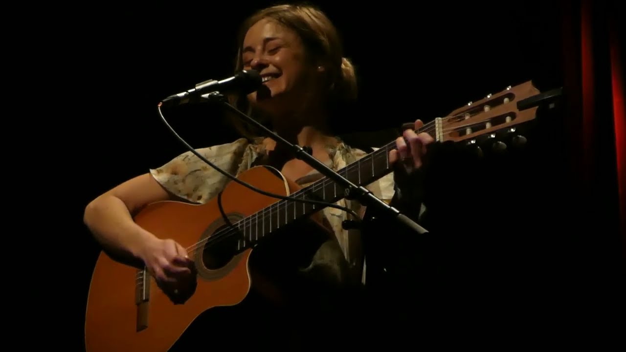 Leïla Huissoud Infidèle @Les Trois Baudets Paris 1/12/2022