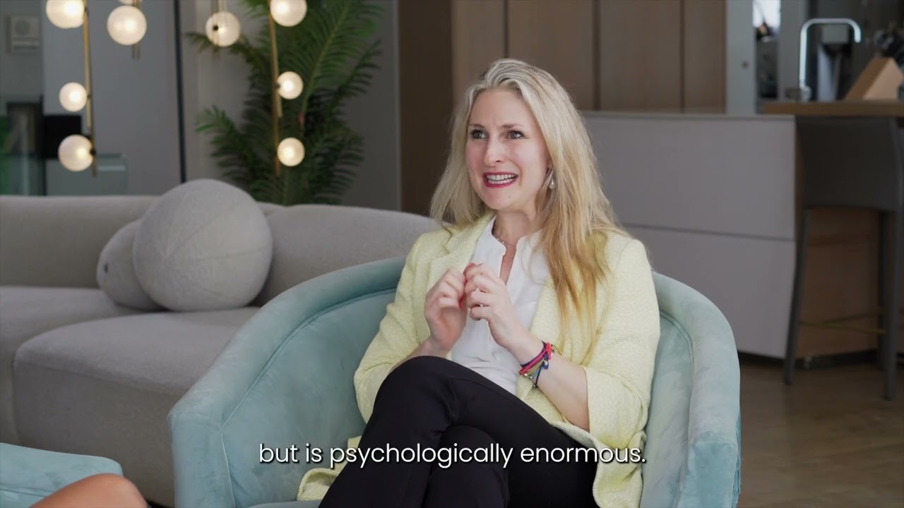 That's Jeannieous Ep 4:  What The F is Menopause? Expert Dr. Simone Silver On What To Expect!