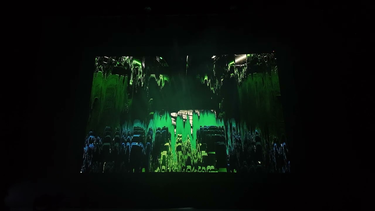 [SICMF2025] Hana Do, Statue couverte de mousse for Audio-Visual