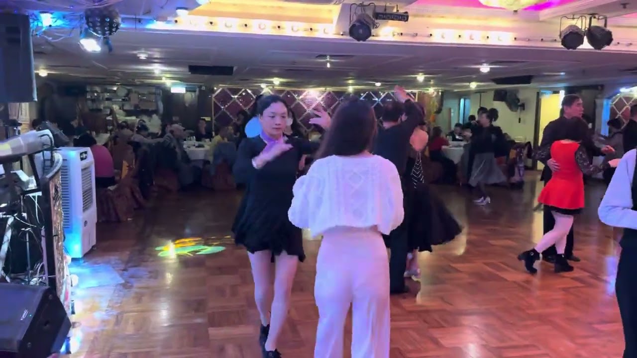 敲敲门😅🥰🥰