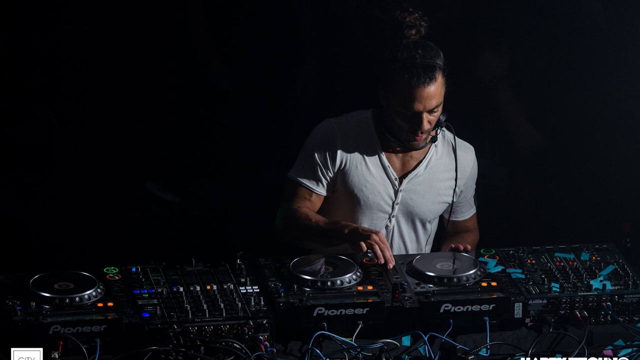 Anthony Attalla @ Happy Techno - City Hall (Barcelona / Spain) - 11.02.2017