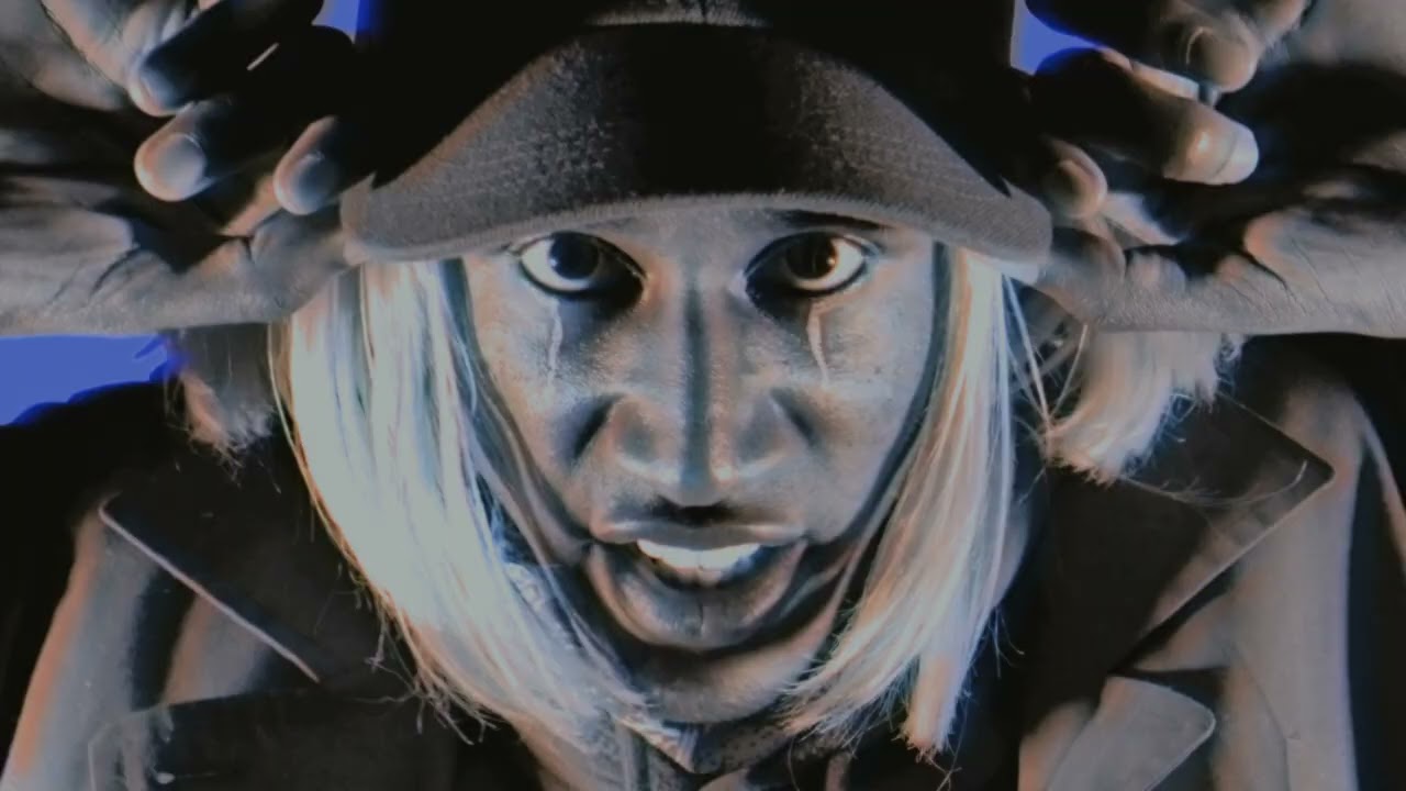 Fantasyluv - ILLEGAL (Official Video)